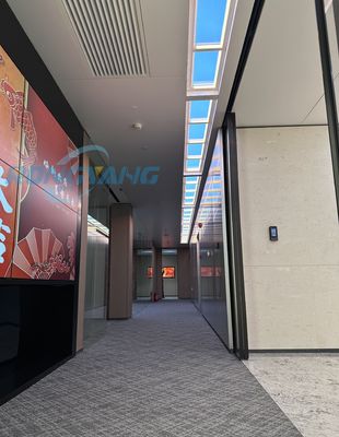 কেনা কর্মক্ষেত্র এবং পাবলিক বিল্ডিংগুলির জন্য উপযুক্ত সার্কাডিয়ান রিথম আলোকসজ্জা অন্তর্ভুক্ত করা ভুয়া স্কাইলাইট প্যানেল অনলাইনে উৎপাদন